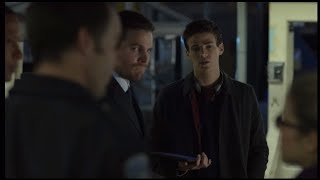 Arrow 2x08 || Barry Allen Visits Starling City For A Case | HD