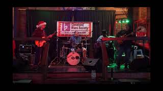 CBS Roots Jam at Hatfield's with Austin Walkn Cane 572