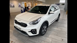 2021 71 Kia Niro 1.6 GDi Hybrid 2 5dr DCT Review. For sale at Thame Cars