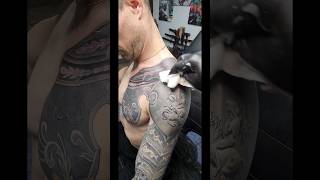 Тату латы как у рыцаря #tattoo #юрга #tattooartist #tattooing #татуировки #арт #2024