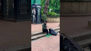 MUSICAL London Busker FINALLY Earns a Tip 🇬🇧