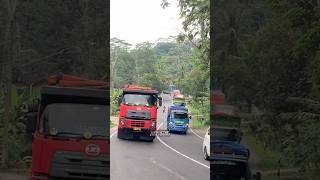 Truck Trailer UD Quester Muatan Besi Nanjak Pelan | Pesona Tanjakan Kalijambe