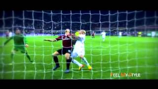 Ronaldinho vs Zlatan Ibrahimovic ● Best Goals Battle ● HD