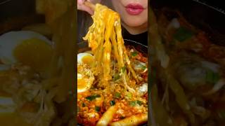 SPICY CHEESY NOODLES #asmr #buldak #ramen #korea