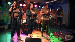 Reina di Pordon Grupo Bachi Bachi Live Amsterdam 18-12-2016 ( cover Izaline Calister )