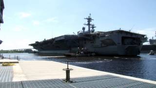 USS Bush Arrives at NNSY 6-16-15