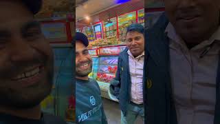 Hululu brand meets me 😁|| in Seelampur market || #viral #famuos #instagram #video