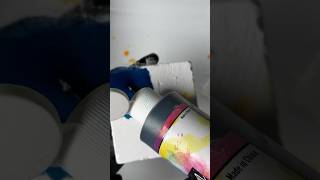 Dyeing Gym Chalk with Boom #gymchalk #shortscreate #oddlysatisfying #viral #relaxing