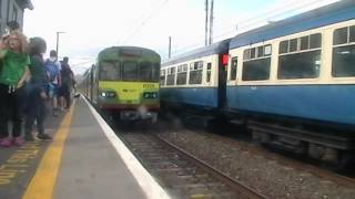 8328 arriving at platform 1 at Greystones