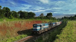 Special Offlink: 06002 Nizamuddin-Trivandrum Superfast with Kalyan WDM3D Twins speeding at Udupi