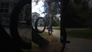 Как трюк называется? 😨#bmx #bmxstreet#scoot #бмх #bmxlife #bmxtricks #scooter #shortvideo #wows