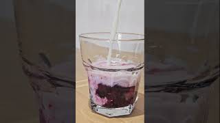 Blueberry milk 🥛 🫐🫐 easy and fun way to enjoy and love your life.#blueberry #blueberrymilk #drinks