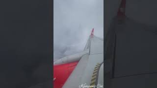 Kejadian setelah 2x turbulence dan pesawat masih di dalam awan badai #viral #shorts