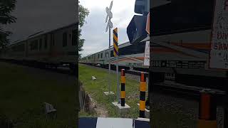 ada kereta api teman teman #viral #keretaapi #keretaapiindonesia