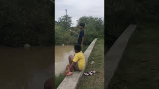 Mancing ikan baung ketika banjir,,#vidioshort #fishing #viralvideo