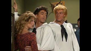 MADtv - Siegfried & Roy: Glitter On The Streets