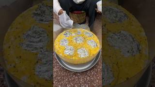 Daulat ki chaat dukan par kaise banayi jaati hain #making #shorts