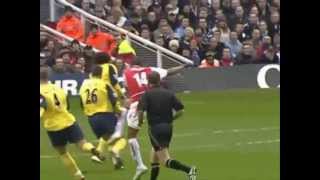 Thierry Henry tremendous shot hits the crossbar