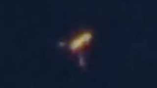 3 Amazing UFOs captured - wfrdepot subs Feb 2014