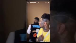 #Rapper #blueface mobbing deep with the school yard ♿️‘s