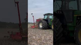 Seed Drilling with terra-tyres #johndeere #tractorpower #seeding #classictractor #farming