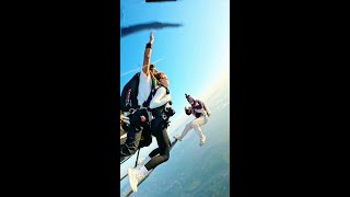 The wind will stop for a moment, but our love will not stop.# Hot# Skydiving# Extreme Sports# Alway