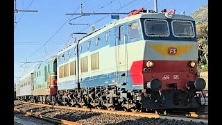 Treno storico in transito nella stazione di Genova Nervi