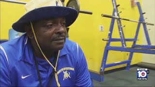 Students show support for longtime South Florida football coach accused of watching porn at school