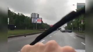 Хулиганы сняли на видео погоню полицейских за их авто