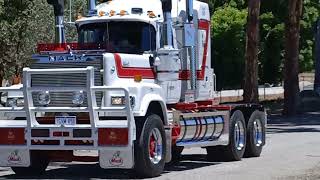 MACK TRUCKS bumping in at Quarry Farm the day BEFORE the 2020 WA MACK MUSTER & TRUCK SHOW 🐾