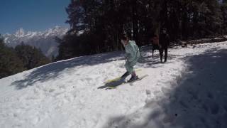 Skiing in Auli, India