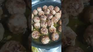 Meatballs With Fried Vegetables Are Very Tasty @Hunggapgiay929