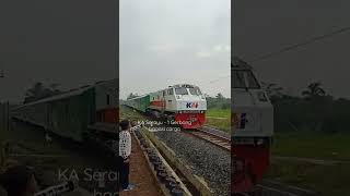 KA Serayu dengan Gerbong bagasi Cargo #shorts #keretaapi