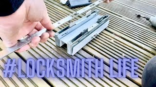 A bunch of locksmith jobs in Brighton & Hove | Locksmith