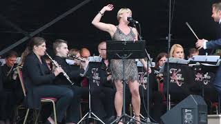 Kew Wind Orchestra performing 'Mama I'm a Big Girl Now' (Classic Isle 2015)