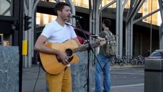 'AMERICAN BOY' - LOVELY STREET PERFORMANCE