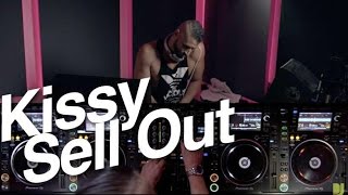 Kissy Sell Out - DJsounds Show 2016