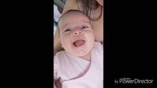 Baby Derya  taking selfies at 1 month / Bebe Derya face selfie-uri la o luna 2018