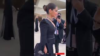 Sonam Kapoor In Black Dress