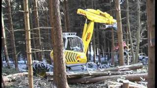 Fahrsequenzen - Driving scenes of the Menzi Muck Harvester A91