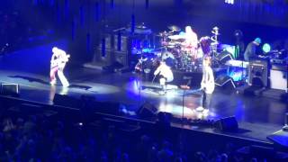 Red Hot Chili Peppers - "By the Way (c)" Live @ MSG, NYC 2/15/17