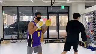 he's just blessing us by his boxing skill 🤣 anyway saranghae 💜 jk