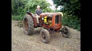 Nuffield tractor with jcb teleporter engine discing...