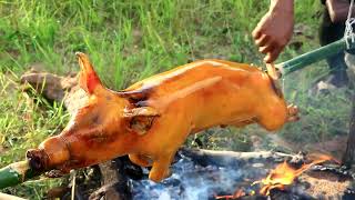 WoW Cooking Whole Pig Delicious