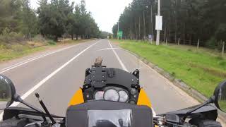 Cuesta Quintay de BAJADA en moto (KLR650). En ruta F-800, que une Ruta 68 con Quintay.19 Sept 2023