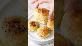 Delicious puff pastry stuffed with chicken