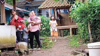 Suasana Siang Hari Di Kampung Yang Tenang, Ngerumpi di Golodog,. Suasana Pedesaan West Java