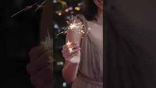 Women holding a Sparkle Light in the Party | Sesharp Senri