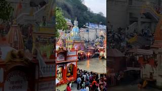 प्रातः की गंगा आरती हरि की पौड़ी #gangaaarti #holyganga #ganga #arti