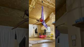 Aerial hammock split #aerialhammock #aerial #aerialpractice #split